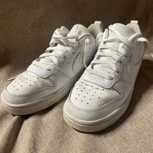 Nike- Men's Court Borough Low